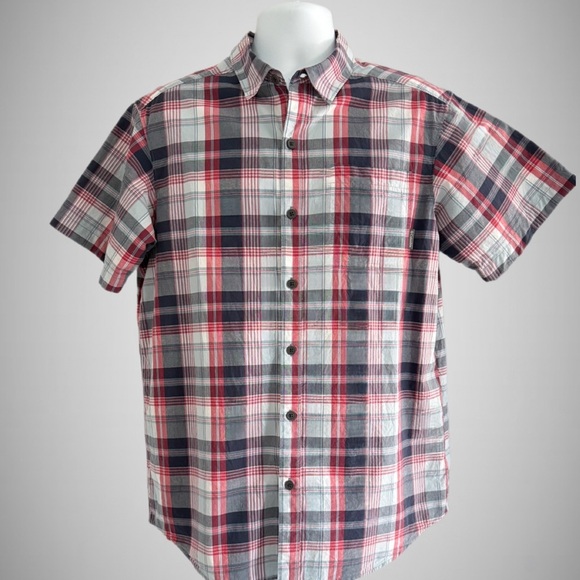 Columbia Men's Multi-Color Plaid Regular Fit Medium Short Sleeve Button-Up Shirt - Picture 1 of 9